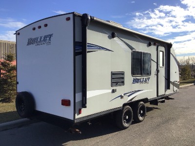 FRESH TRADE! 2019 Bullet Crossfire 2070BH Travel Trailer $265/mth w/$0 Down _2