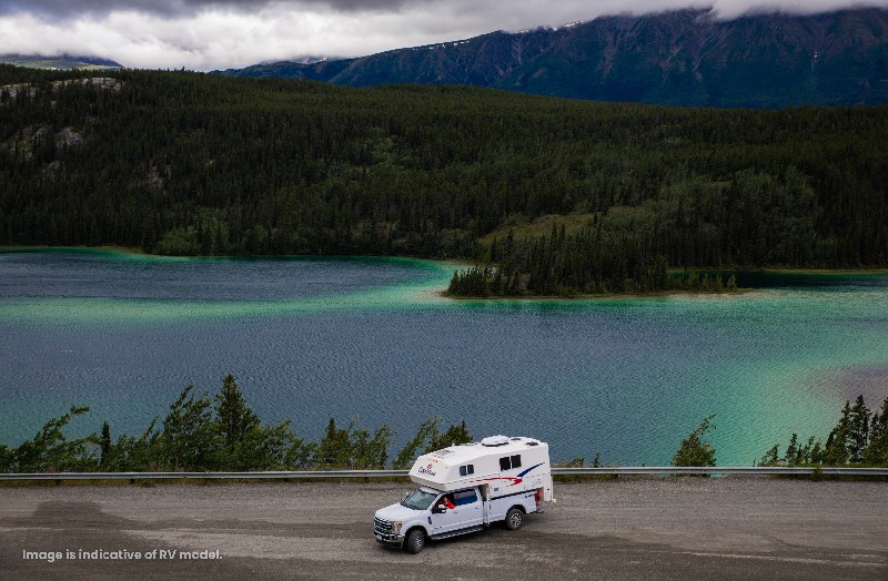 2023 Northern Lite 8’11" Sportsmen Plus Wet Bath TC_3