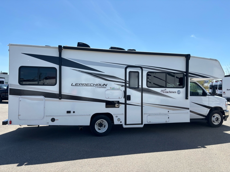 2025 Coachmen Leprechaun 260QB_3