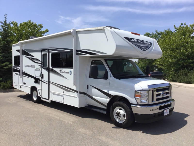 2025 Coachmen Leprechaun 260QB_2