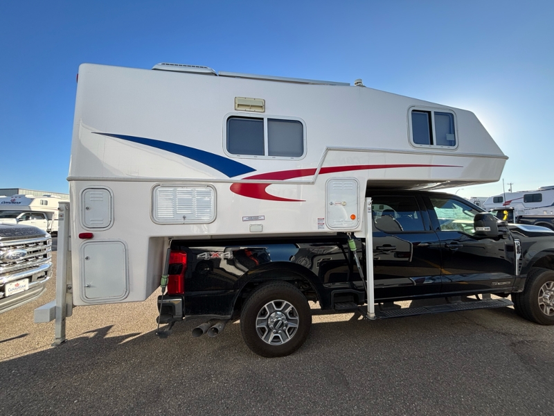 2023 Northern Lite 8’11"  Sportsmen Plus Wet Bath TC_1