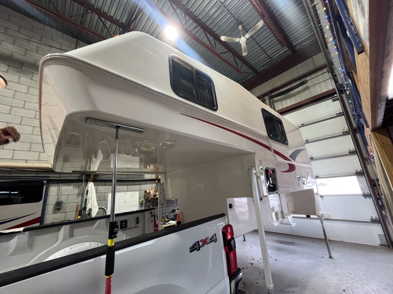 2023 Northern Lite 9’6" Sportsmen Plus Wet Bath TC_3