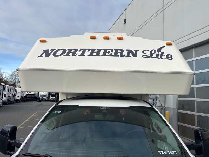 2023 Northern Lite 9’6"  Sportsmen Plus Wet Bath TC_1