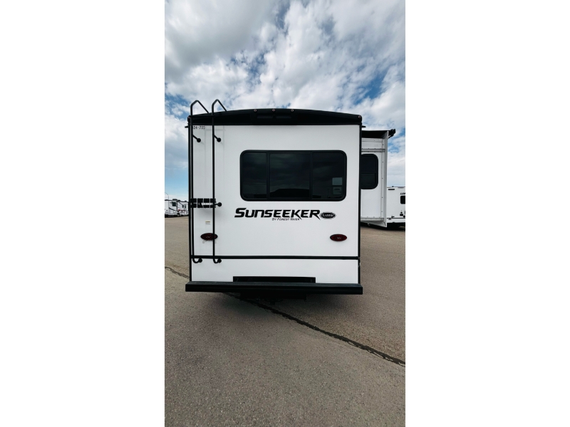 2024 Forest River Sunseeker 3010CD_3