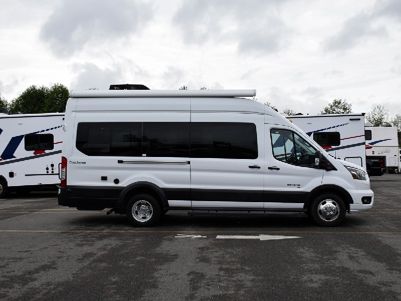 Coachmen Beyond 22C_3
