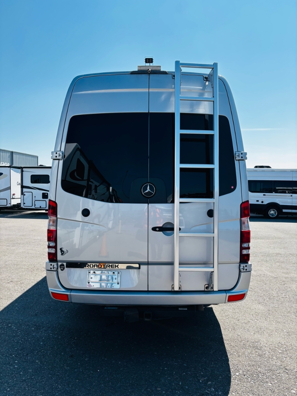 2016 Roadtrek RS Adventurous XL FRESH TRADE!_3