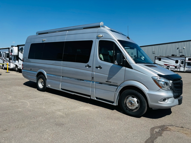 2016 Roadtrek RS Adventurous XL FRESH TRADE!_1